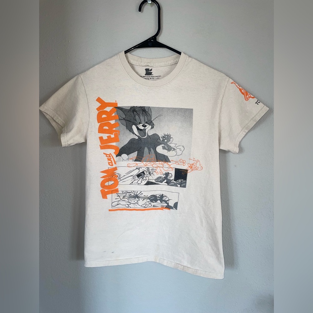 Tom and Jerry Graphic Tee - Cream Small
